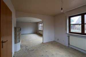 Charmantes Einfamilienhaus in Röttenbach (Erlangen-Höchstadt) Röttenbach – Vogelleithe 11, 91341 Erlangen-Höchstadt (Kreis) – Vorschaubild 2