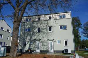 Doppelhaushälfte mit eigenem Garten, großer Terrasse und Einbauküche! – Wegedornstraße 263A, 12524 Berlin – Vorschaubild 16