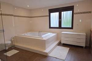 Property thumbnail 14