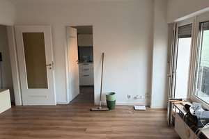 Moderne 2-Zimmerwohnung mit Abstellraum und Keller in Frankfurt Ginnheim  – Die vollständige Adresse der Immobilie erhältst du vom Anbieter., 60431 Ginnheim, Frankfurt am Main – Vorschaubild 2