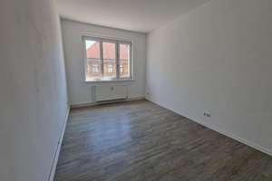 Ihr neues Zuhause: Helle 3-Zimmer-Wohnung mit Balkon und Einbauküche – Tauchaer Straße 97 - 2. OG links , 4349 Thekla, Leipzig – Vorschaubild 9