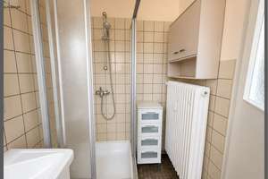 Charmante 4-Zimmer-Wohnung in Zweifamilienvilla mit großem Gemeinschaftsgarten in Göppingen – Die vollständige Adresse der Immobilie erhältst du vom Anbieter., 73033 Göppingen – Vorschaubild 20