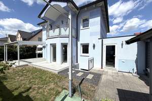 Stilvoll wohnen in Augsburg-Kriegshaber – freistehendes Einfamilienhaus mit Kamin & Designküche – Emily-Balch Straße 7, 86156 Kriegshaber, Augsburg – Vorschaubild 6