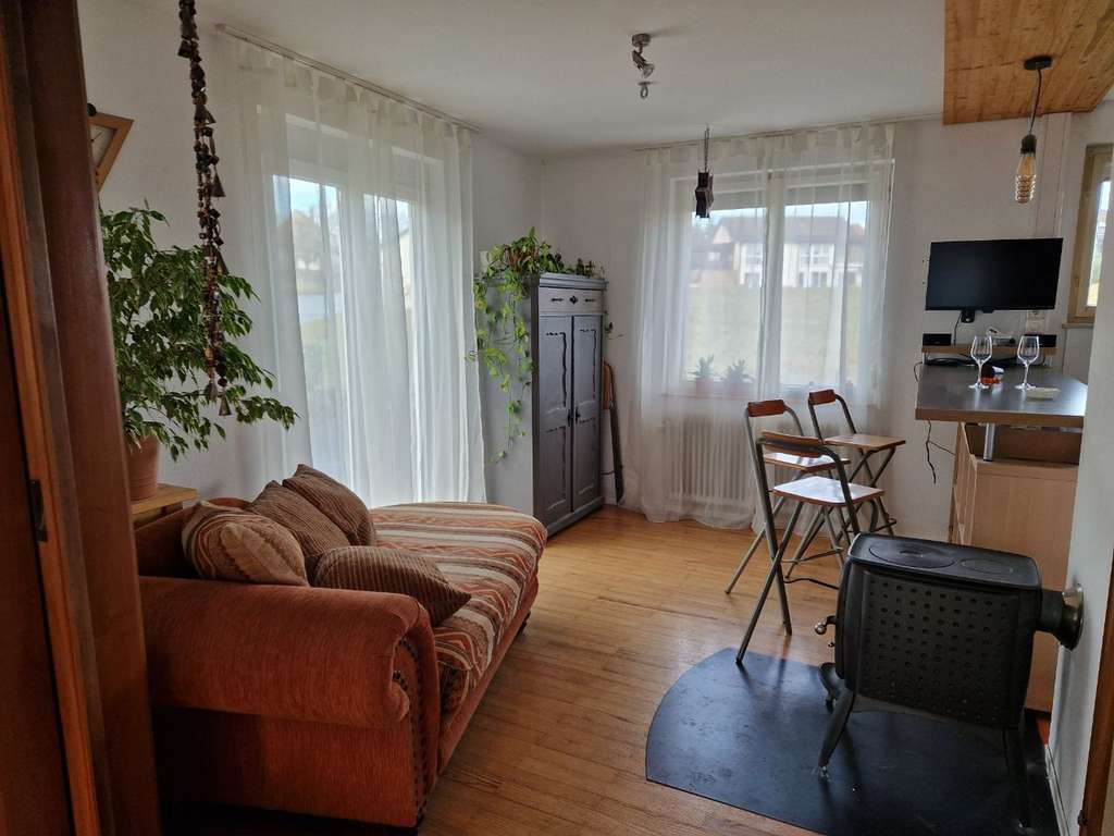 Immobilie in Ofterdingen - Pferdehalter aufgepaßt !!! Wohnhaus, Bauplatz und Offenstall zur Pferdehaltung am Haus, 19ar - Bild 4