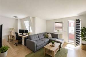 +ESDI+ Charmante Dachgeschosswohnung mit Balkon und Tiefgaragenstellplatz in ruhiger Lage – Die vollständige Adresse der Immobilie erhältst du vom Anbieter., 1219 Leubnitz-Neuostra, Dresden – Vorschaubild 4