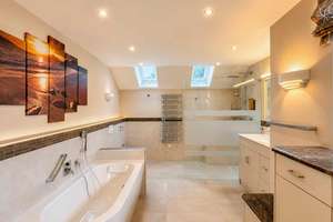 Super Luxuriöses Penthouse über 2 Etagen und exklusiven Ausstattungsdetails – Die vollständige Adresse der Immobilie erhältst du vom Anbieter., 81247 Obermenzing, München – Vorschaubild 9