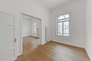 Herrschaftliche Beletage Altbau-Wohnung auf dem Westwall! – Die vollständige Adresse der Immobilie erhältst du vom Anbieter., 47798 Stadtmitte, Krefeld – Vorschaubild 2