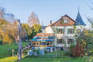 WOHNHAUS MIT ERKERTÜRMCHEN IN DIESSEN: 
EIN GRUNDSTÜCK MIT SEELE UND VIELEN MÖGLICHKEITEN – Landsberg am Lech (Kreis) – Vorschaubild 2