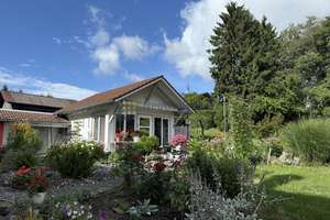 Top-Bauernhaus mit großer Ausbauchance plus ca. 2303 m2 Baugrund in zweiter Baureihe - LK Ravensburg – Wolfegger Straße 9, 88364 Wolfegg – Vorschaubild 1