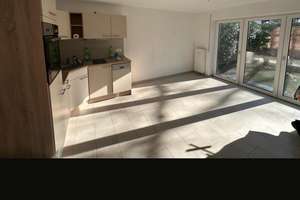 Moderne 2-Zimmer-Wohnung mit Gartenanteil, überdachter Terrasse und Tiefgaragenstellplatz in Heilbro – Die vollständige Adresse der Immobilie erhältst du vom Anbieter., 74074 Sontheim, Heilbronn – Vorschaubild 1
