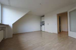 Jetzt 1 Monat MIETFREI! Perfekte Studentenwohnung! EBK – Suitbertusstr. 20, 40223 Bilk, Düsseldorf – Vorschaubild 2