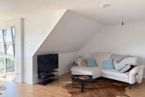 Im Zentrum von Neu-Ulm/Pfuhl neuwertige exklusive 2-Zi.-Maisonette mit Aufzug, EBK, 2 Balkone + TG – Die vollständige Adresse der Immobilie erhältst du vom Anbieter., 89233 Neu-Ulm – Vorschaubild 3