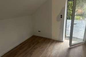 10363 - Modernes saniertes Einfamilienhaus mit Dachterrasse in Frankfurt-Praunheim – 60488 Praunheim, Frankfurt am Main – Vorschaubild 14