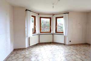 Attraktives Einfamilienhaus mit Garten und Garage – Die vollständige Adresse der Immobilie erhältst du vom Anbieter., 75177 Nordstadt, Pforzheim – Vorschaubild 3