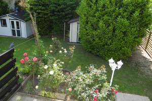 Hofheim-Marxheim - Familienfreundliches Reihenhaus mit sonnigem Garten und Ausbaupotenzial ! – Frankfurter Straße x, 65719 Hofheim am Taunus – Vorschaubild 3