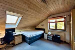 Familienidyll in der Fasanerie: Großzügiges Einfamilienhaus mit Traumgarten auf Süd-West-Grundstück – München – Vorschaubild 6