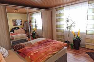 Zwei- bis Drei-Familienhaus
360 m² + 2 Sonnenterrassen +
2 Balkone + 3 Zusatz-Öfen +
Grün + Ruhig – Bayreuth (Kreis) – Vorschaubild 12
