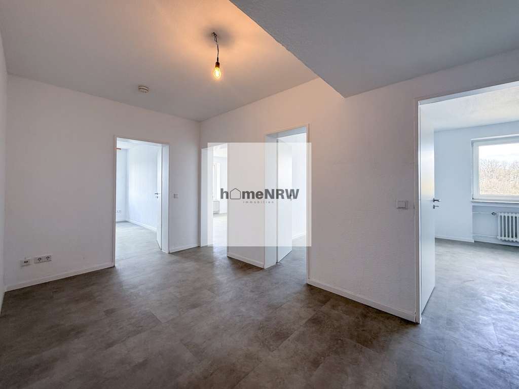 Immobilie in Wülfrath - Modernisierte 3,5-Zimmer-Wohnung mit Balkon und Weitblick - provisionsfrei in Wülfrath - Bild 0