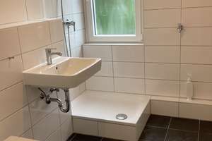 Nachmieter ab sofort gesucht!  Ansprechende 2-Zimmer-Wohnung – Luisenstr. 50 A, 23568 Sankt Gertrud, Lübeck – Vorschaubild 2
