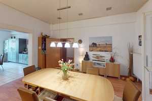 ++ CHARMANTES 2-FAMILIENHAUS MIT POOL ++ – Düsseldorf – Vorschaubild 7