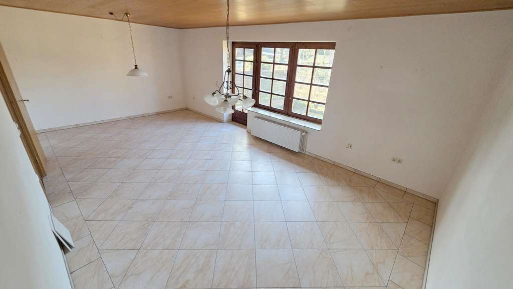 Immobilie in Tremsbüttel - Tremsbüttel: EFH (Bj. 83) +Garage/V´Keller, ca. 297m² Wohn-/Nutzfl., 6 Räume,  ca. 607m² Grundstück - Bild 16