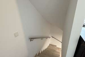 Exklusives Einfamilienhaus in Allach-Untermenzing  mit großen Garten und Pool und Einliegerwohnung – Blumenbachstraße 3, 80999 Untermenzing, München – Vorschaubild 46