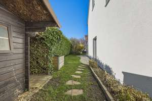 ***Stilvolles Reihenendhaus in ruhiger Lage von Olching-Wohnen mit Gartenidylle – Oberanger 12, 82140 Olching – Vorschaubild 30