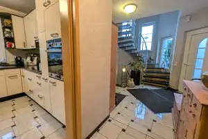 Junges Einfamilienhaus mit Pool in Geldern. – Kleve (Kreis) – Vorschaubild 5