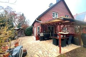 Bezugsfreies geräumiges Einfamilienhaus mit großem Garten – Die vollständige Adresse der Immobilie erhältst du vom Anbieter., 14612 Falkensee – Vorschaubild 8