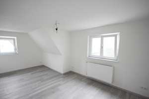 Renovierte kl. Doppelhaushälfte mit großem, gepflegtem Garten, Garage und Gartenhaus! – Kirschenweg 24, 86169 Augsburg – Vorschaubild 10