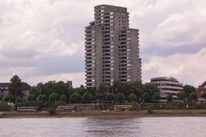 Rheinsternhaus: 78 m² Dachterrassenwohnung  mit XL-Stellplatz