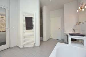 Wunderschöne, modern möblierte Altbauwohnung mit Balkon in Stuttgart Süd – Die vollständige Adresse der Immobilie erhältst du vom Anbieter., 70180 Lehen, Stuttgart – Vorschaubild 23