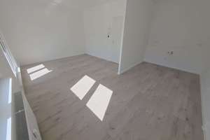 Sommeraktion bis 31.08.2026 – Hochwertige 3-Zimmer-Wohnung im Erstbezug mit Balkon und EBK-Option – Telemannstraße 32, 6124 Südliche Neustadt, Halle (Saale) – Vorschaubild 4