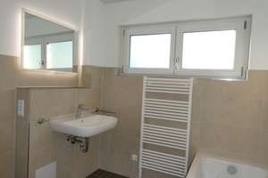 3,5 Zimmer-EG-Wohnung mit EBK, Terrasse, Garten und TG-Platz - Neuwertig und im Spätherbst verfügbar – Die vollständige Adresse der Immobilie erhältst du vom Anbieter., 72762 Reutlingen-Mitte, Reutlingen – Vorschaubild 2