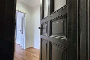 Leipzig – Großzügige 5-Zimmer-Gartengeschosswohnung mit Terrasse, Balkon & gehobener Ausstattung | 1 – Gutsmuthsstrasse 2, 4177 Lindenau, Leipzig – Vorschaubild 2