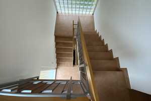 Gepflegtes Einfamilienhaus mit überdachter Terrasse und Garten – Ludwigsburg (Kreis) – Vorschaubild 9
