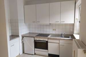 Gepflegte 2-Zimmer-Wohnung mit Balkon in Laim – Die vollständige Adresse der Immobilie erhältst du vom Anbieter., 80636 Sankt Ulrich, München – Vorschaubild 2