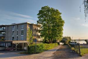 Idyllisch  WOHNEN  - zwischen TRAVE und Mühlenteich - stadtnah  – 23568 Schlutup, Lübeck – Vorschaubild 2
