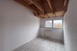 3- bis 4-Zimmer Galeriewohnung mit Blick auf den Borussia Park – Die vollständige Adresse der Immobilie erhältst du vom Anbieter., 41179 Rheindahlen-Land, Mönchengladbach – Vorschaubild 6