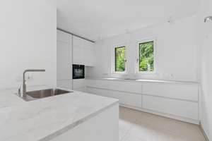 Wohntraum mit Haus in Haus Charakter und Garten sowie privater Terrasse – Die vollständige Adresse der Immobilie erhältst du vom Anbieter., 22587 Blankenese, Hamburg – Vorschaubild 1