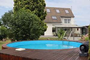 Freistehendes renoviertes Einfamilienhaus in Jüchen von Privat zu verkaufen – Hackhausen, 113, 41363 Jüchen – Vorschaubild 1