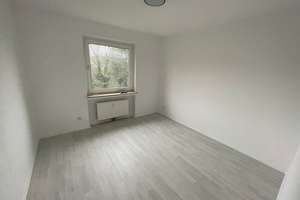 Gepflegte 3,5-Zimmer Wohnung mit Balkon und Einbauküche in Essen – Baustr. 6, 45359 Frintrop, Essen – Vorschaubild 3