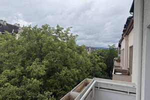 Erstbezug nach Totalsanierung! Hochwertige 3 ZKB, Balkon, Dichterviertel