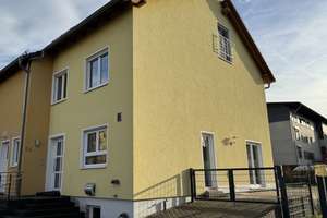 Moderne Doppelhaushälfte in Gera-Debschwitz – Wohnen im Grünen mit perfekter Anbindung – Die vollständige Adresse der Immobilie erhältst du vom Anbieter., 7548 Debschwitz, Gera – Vorschaubild 2
