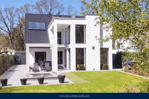Exklusives Architektenhaus in Bestlage am Naturschutzgebiet