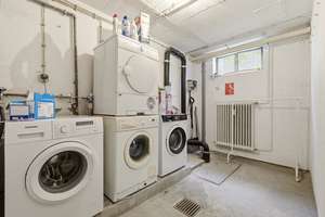 Zentral gelegene 2-Zimmer-Dachgeschosswohnung mit Nordostbalkon in Gilching – Die vollständige Adresse der Immobilie erhältst du vom Anbieter., 82205 Gilching – Vorschaubild 27