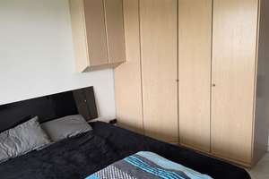 Zur Zwischenmiete bis 01/27: Möblierte 2‑Zi‑Wohnung mit Balkon & Schwimmbad – All-Inclusive – Max-Brod-Weg 14, 70437 Freiberg, Stuttgart – Vorschaubild 4