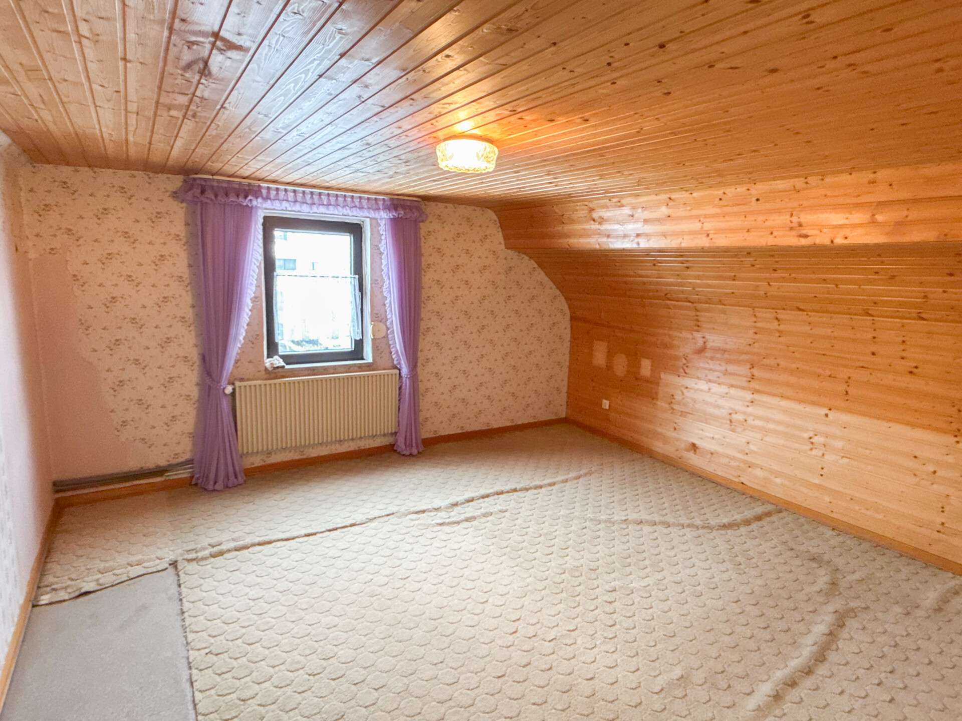 Immobilie in Gehlert - Zwei Wohnhäuser auf großem Grundstück in ruhiger Ortsrandlage! Ideal für Mehrgenerationen - Bild 26