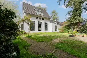 Symbiose aus Alt- und Neubau mit Einliegerwohnung und großem Potenzial – Potsdam-Mittelmark (Kreis) – Vorschaubild 3