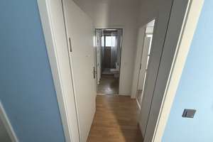 Helles 1-Zimmer-Apartment in Köln-Deutz | 28 m² | Möbliert | zentrale Lage – 50679 Deutz, Köln – Vorschaubild 4